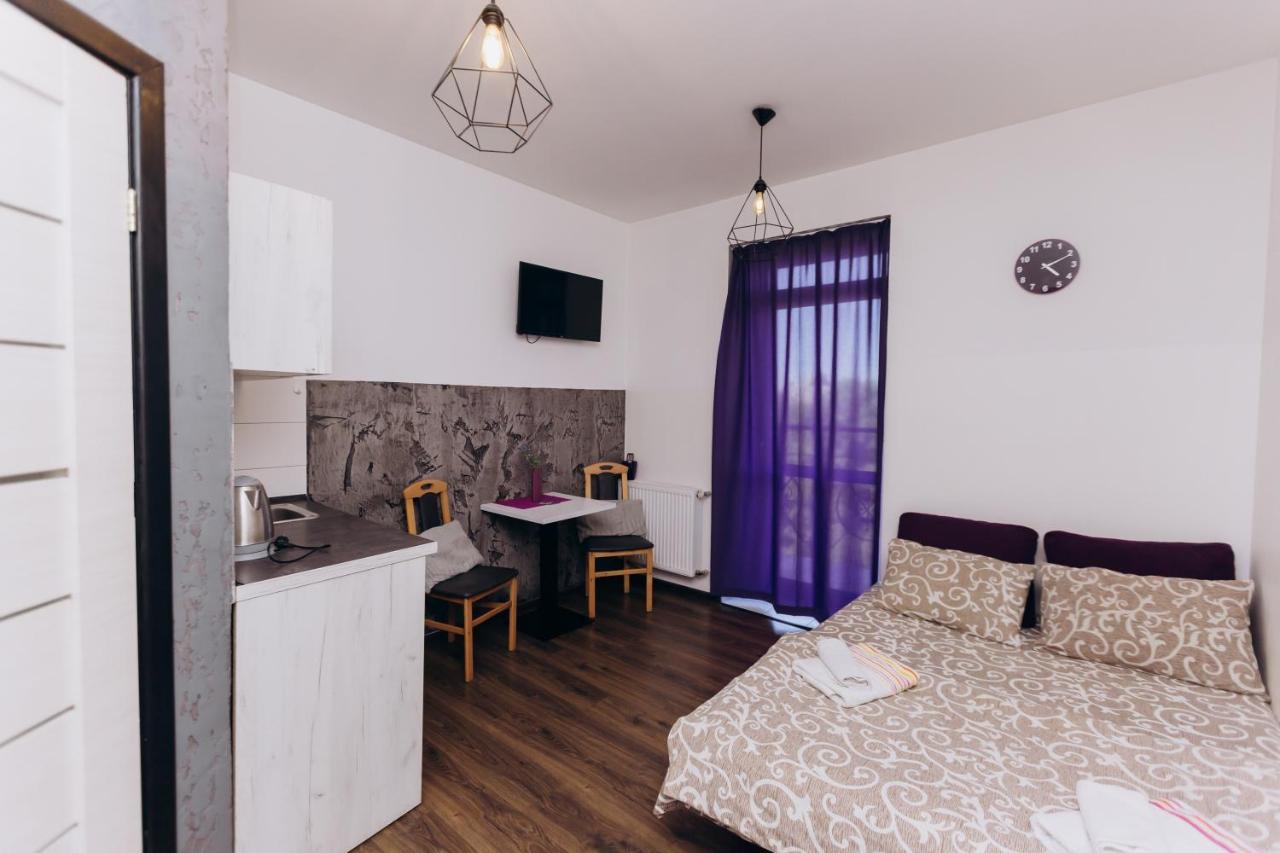 Нові Apartments Біля Жд Вокзалу Iwano-Frankiwsk Zewnętrze zdjęcie