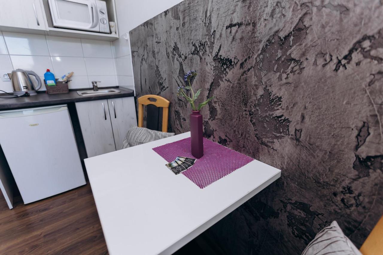 Нові Apartments Біля Жд Вокзалу Iwano-Frankiwsk Zewnętrze zdjęcie