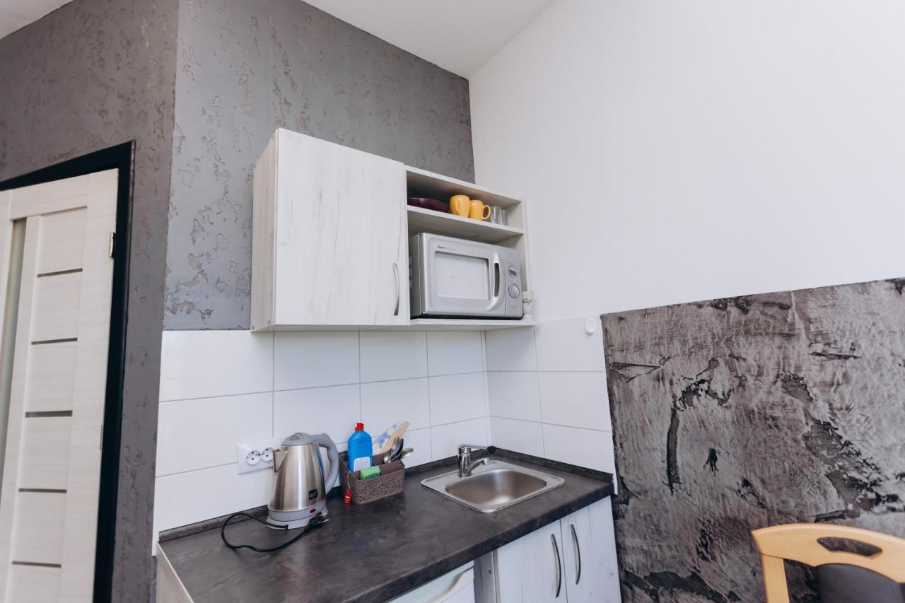 Нові Apartments Біля Жд Вокзалу Iwano-Frankiwsk Zewnętrze zdjęcie