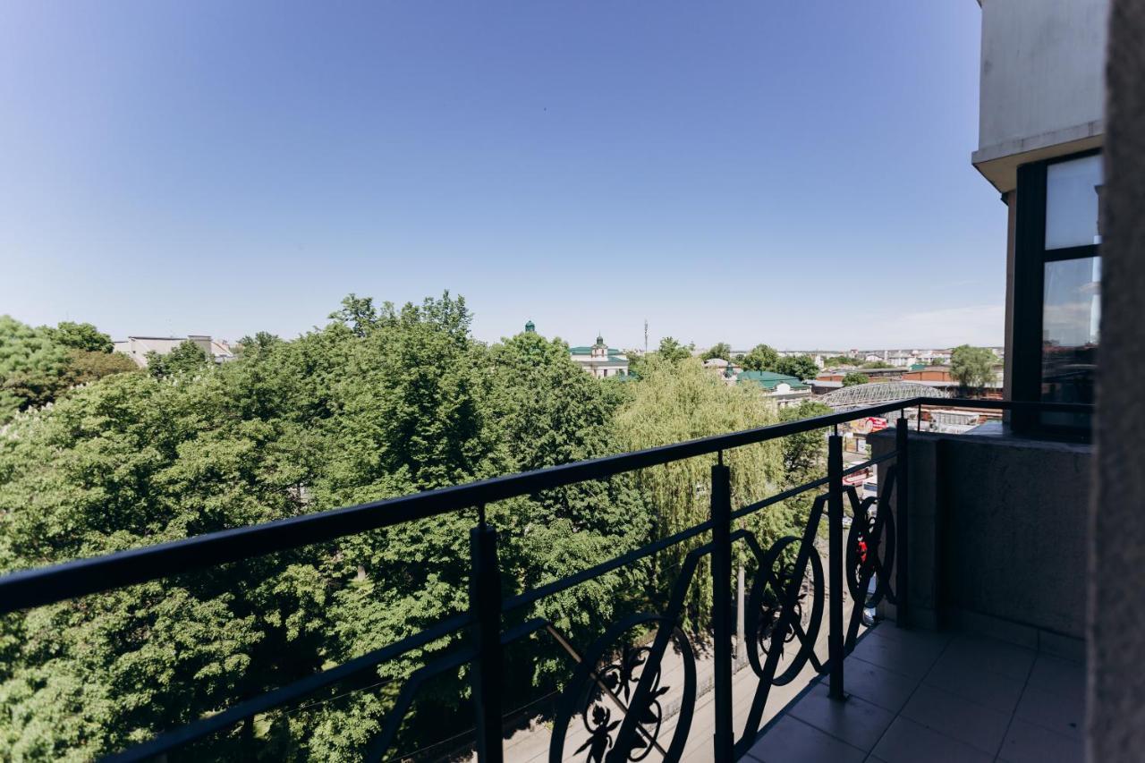 Нові Apartments Біля Жд Вокзалу Iwano-Frankiwsk Zewnętrze zdjęcie