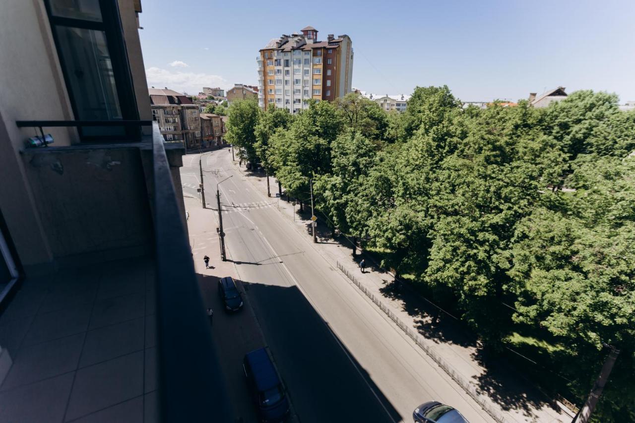 Нові Apartments Біля Жд Вокзалу Iwano-Frankiwsk Zewnętrze zdjęcie