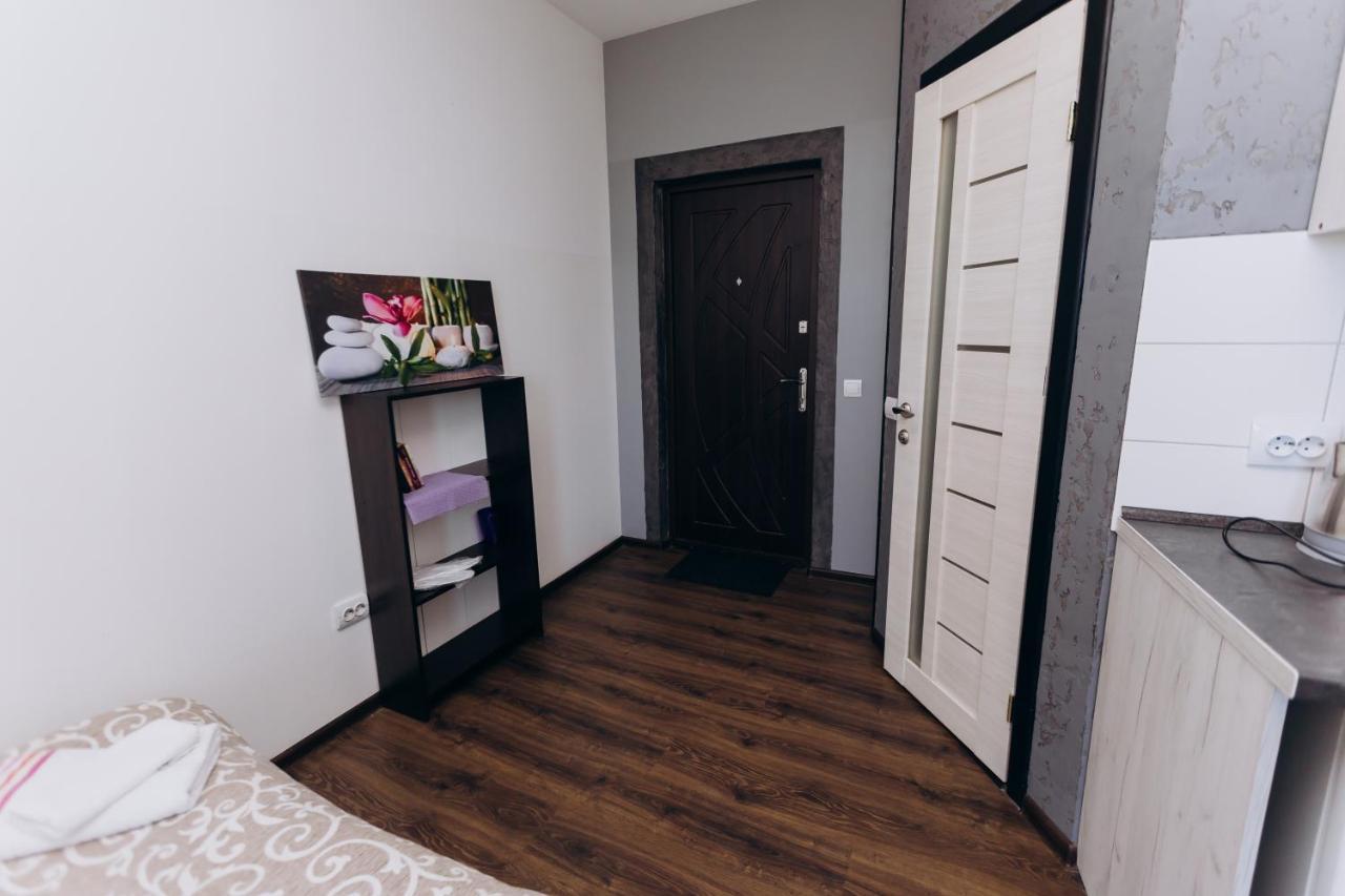 Нові Apartments Біля Жд Вокзалу Iwano-Frankiwsk Zewnętrze zdjęcie